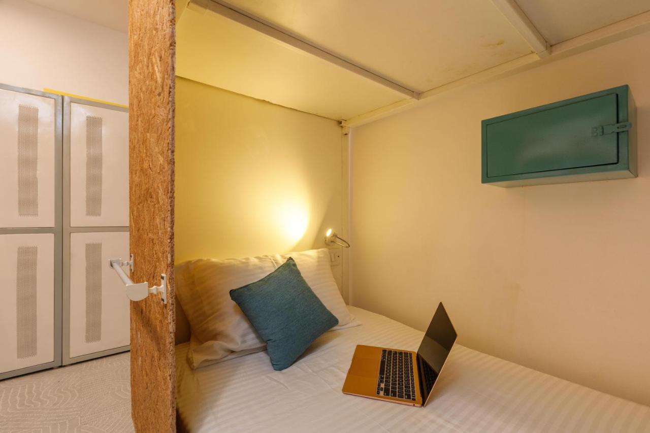 4 Bed AC Female Only Dorm,1292333008:JPEG